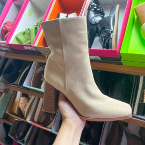 Guinn's Factory Outlet Shoes